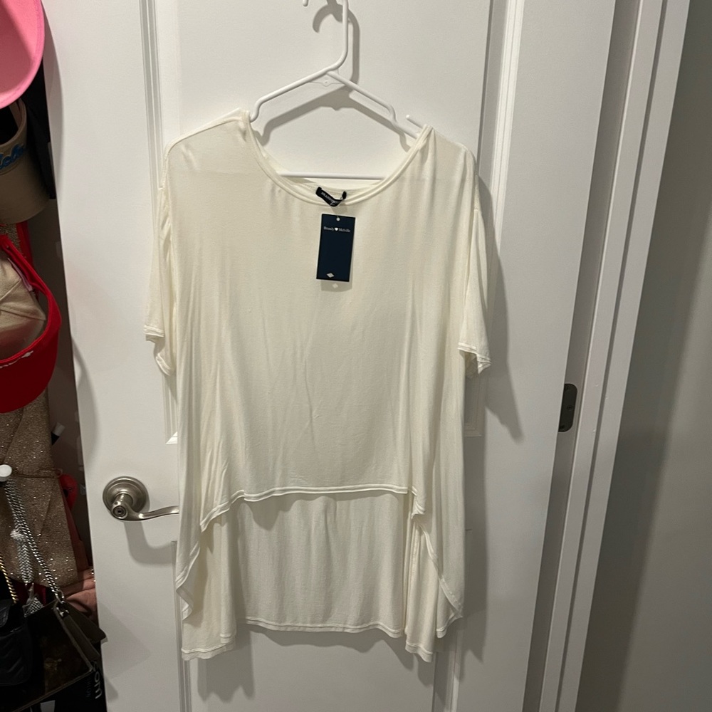 Brandy Melville Basic Tshirt Bundle - image 4